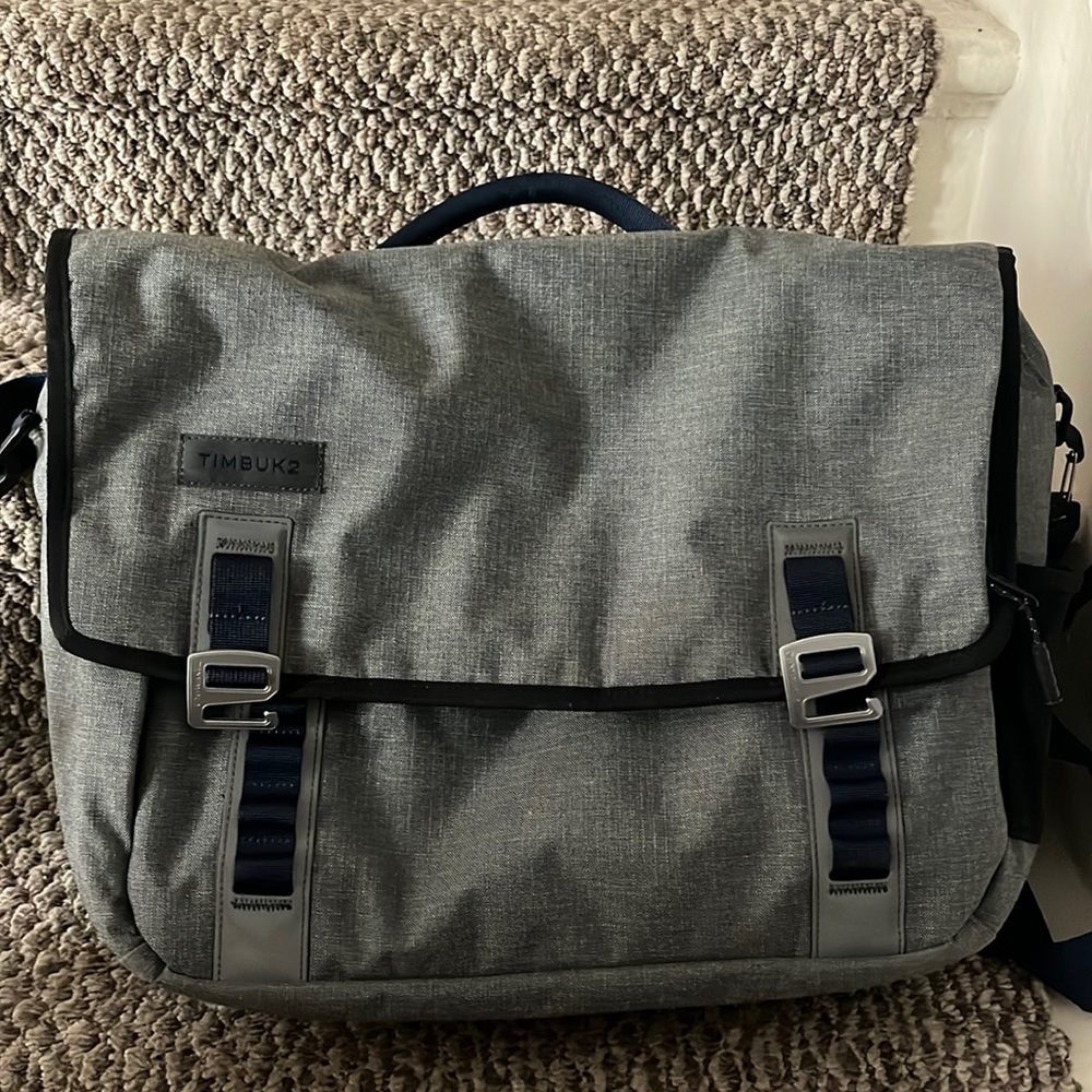 Timbuk2 messenger bag with laptop sleeve